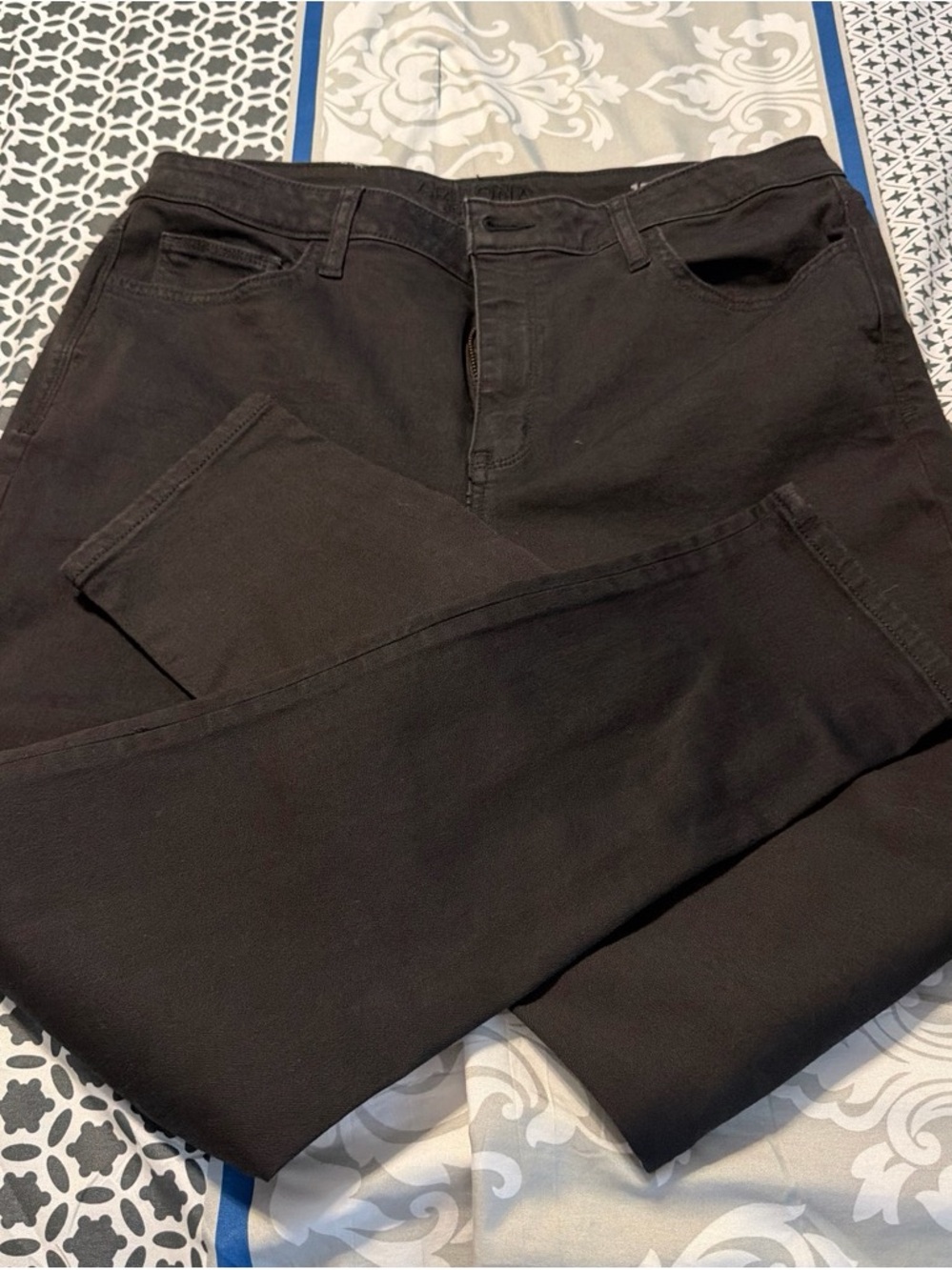 Black Jeans